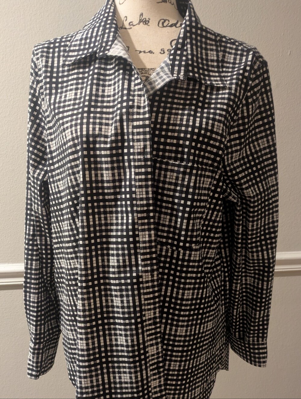 Black & White Button Down